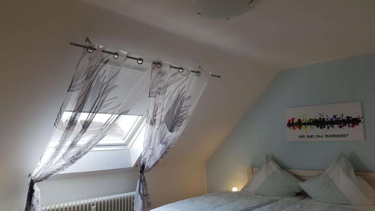 Ferien-& Monteurwohnung Koenen2 Nah Am Westfield Centro Обергаузен Екстер'єр фото